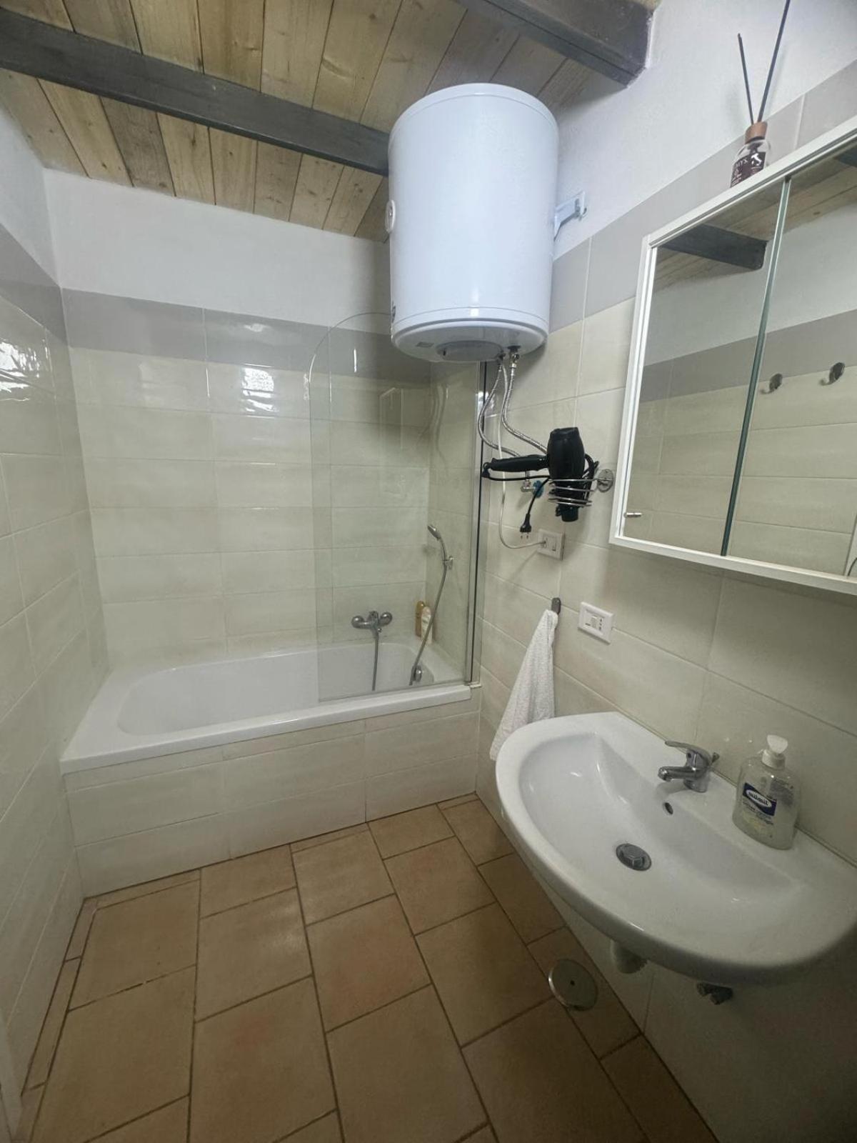 Casa Imbriani Napoli Apartment Bagian luar foto